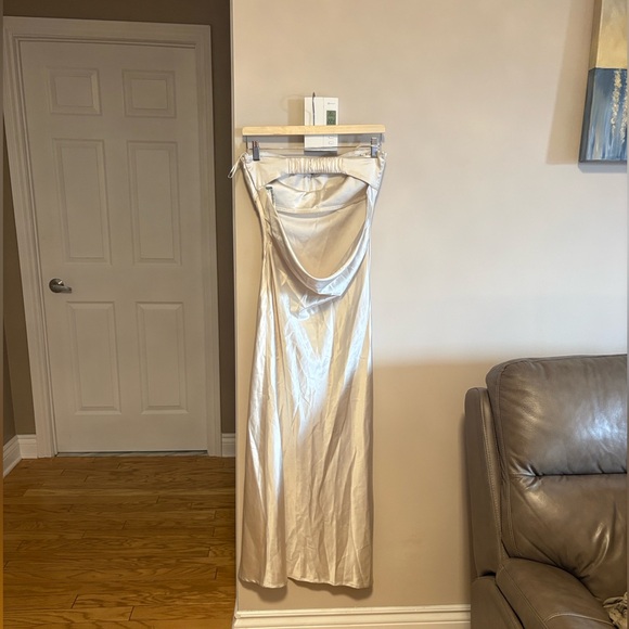 Lena Champagne Satin Backless Dress - Picture 9 of 16